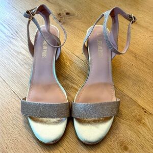 DreamPairs Gold Heels‎ Size 10W